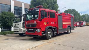 <span class=keywords><strong>Camion</strong></span> de sauvetage d'incendie de forêt de HOWO 4x2 8000 litres de <span class=keywords><strong>camion</strong></span> de <span class=keywords><strong>pompier</strong></span> de l'eau camions de lutte contre l'incendie à vendre - Product Image 3