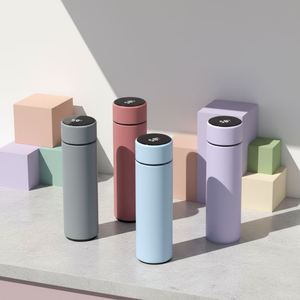 Bouteille isotherme intelligente en acier inoxydable avec logo personnalisé par sublimation, capteur de température LED et fonction thermos - Product Image 3