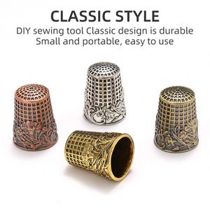 Gravure Vintage fait à la main bricolage outil de couture aiguille presse métal anneau point de croix cuivre dé à coudre - Product Image 4