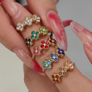 QISEN Set di Gioielli di Lusso con <span class=keywords><strong>Bracciale</strong></span> a Fiore in Zirconia Cubica, <span class=keywords><strong>Collana</strong></span> <span class=keywords><strong>e</strong></span> <span class=keywords><strong>Bracciale</strong></span> in Acciaio Inossidabile Placcato Oro PVD con Zirconi Colorati a Forma di Quadrifoglio per Donne - Product Image 6