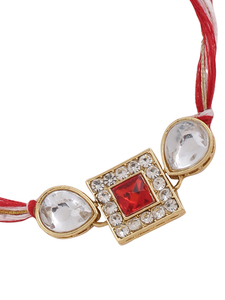 Rakhi de Diseño con Piedras Rojas de Alta Calidad y Hilos Sagrados Multicolores para Hermano, Regalo Tradicional Hecho a Mano para Raksha Bandhan - Product Image 5