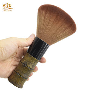 Doux Manche En <span class=keywords><strong>Bois</strong></span> Professionnel De Salon De Coupe de Cheveux Cou Brosse - Product Image 3