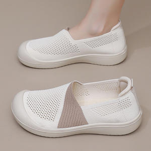 Chaussures à enfiler souples décontractées pour femmes personnalisées en usine dernière conception Patchwork pour l'été mode nouveau style semelle intérieure en PU - Product Image 2