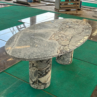 Table à manger ovale en quartzite gris nuageux personnalisée, base cylindrique moderne fendue, table de dîner de luxe en pierre naturelle