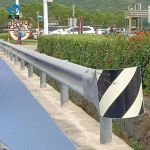 Prix des barrières de sécurité routière en Afrique du <span class=keywords><strong>Sud</strong></span>, système de poteaux de clôture routière en W galvanisé à chaud, prismatique haute intensité - Product Image 1