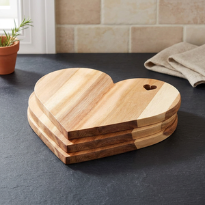 Planche à découper en bois artisanale multifonctionnelle pour la maison et les cuisines professionnelles - Durable, écologique, passe au lave-vaisselle - Product Image 4