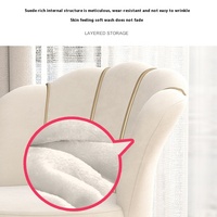 Chaise de salle à manger de luxe en métal au design pétale, avec dossier rembourré en éponge
