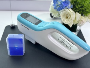 Lampe de photothérapie portable Kernel KN 5000E pour <span class=keywords><strong>le</strong></span> traitement de la dermatite, lumière excimer au chlorure de xénon 308 nm pour traiter <span class=keywords><strong>le</strong></span> psoriasis rosea - Product Image 5