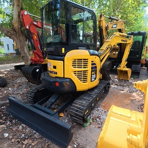 Mini-excavatrice Komatsu PC35MR d'occasion de 3 tonnes, de haute qualité, économe en carburant et abordable, pour usage agricole et domestique - Product Image 3