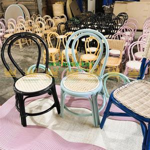 Chaise moderne et élégante en rotin pour enfants Solution de sièges confortables pour salles de jeux Salon Cuisine Chambre Espaces créatifs - Product Image 4