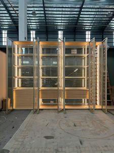Mueble de vino de cristal de lujo moderno | Gabinete de exhibición de vino con marco de aluminio personalizado <span class=keywords><strong>para</strong></span> sala de estar y bar - Product Image 1