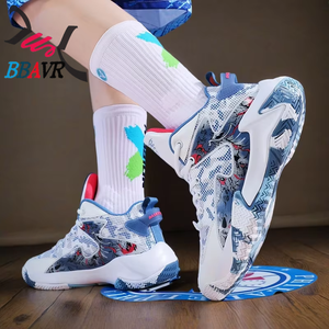 Zapatos de Baloncesto con Estampado de Grafiti de Moda China para Hombre - Product Image 2