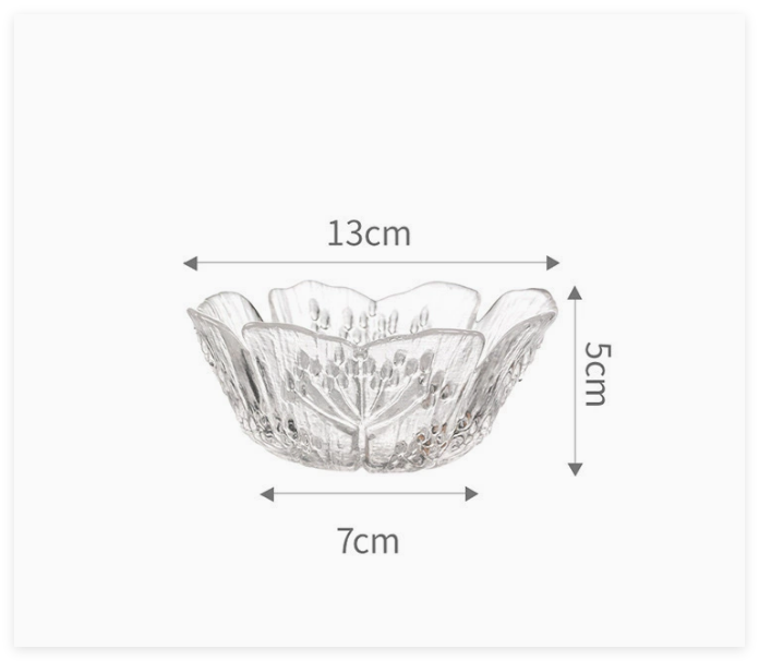 Flat-bottomed petal bowl transparent