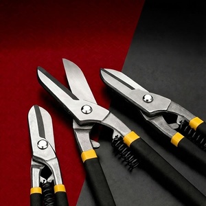 <span class=keywords><strong>Forbici</strong></span> in Acciaio Forgiato Resistenti <span class=keywords><strong>per</strong></span> Taglio di <span class=keywords><strong>Lamiere</strong></span>, Rete, Filo e Tubi in Plastica - Utensile Multiuso <span class=keywords><strong>per</strong></span> Riparazioni Auto - Product Image 5
