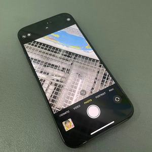 แบตเตอรี่แท้ มือสอง สภาพดีเยี่ยม 100% iPhone 15Pro กล้อง <span class=keywords><strong>3</strong></span> ตัว ขายส่งจำนวนมาก ราคาถูก iPhone15Pro 5G มือสอง - Product Image 6