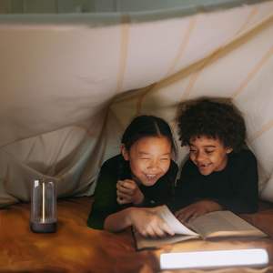 Lampe de nuit LED anti-gravité magnétique rechargeable par USB, design minimaliste, portable, tactile, décoration flottante pour la vente en gros - Product Image 2