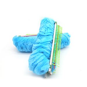Couvre-chaussures jetables bleus réutilisables et écologiques Couvre-chaussures en matériau imperméable non tissé Stock Style simple <span class=keywords><strong>PE</strong></span> Nettoyage ménager - Product Image 6