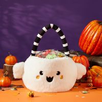 Panier à friandises en peluche d'Halloween de haute qualité, sac de bonbons pour la fête d'Halloween, panier fantôme blanc mignon, vente en gros d'usine