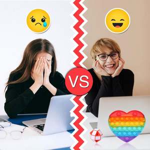 Juguete Antiestrés de Giroscopio de Ganchillo Duradero para Uso Nocturno con Arcoíris, 35 Piezas, Juguete de Descompresión para Niños, Regalos de Cumpleaños - Product Image 6