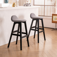 Tabouret de bar moderne nordique à hauteur de comptoir avec revêtement en cuir et dossier confortable pour bar à jus, salon de thé, îlot de cuisine