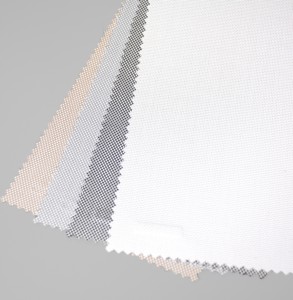 Vente en gros de tissus pour stores enrouleurs en polyester Tissu pour rideaux en perspective pour pare-soleil Tissus de protection solaire pour stores enrouleurs de fenêtre - Product Image 2
