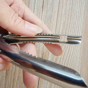 Abridor de Conchas de Ostra em Aço Inoxidável com Abridor de Garrafas e Pinça para Carne de Caranguejo, Uso Culinário - Product Image 3