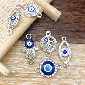 Colgante de Ojo Turco de Formas Variadas con Aleación de Diamantes de Imitación para Accesorios de Joyería DIY - Product Image 4