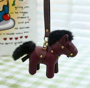 Porte-clés LED en cuivre en forme de poney de dessin animé, pendentif de sac, cadeau de poupée tendance et polyvalent, en trois dimensions, sûr, en stock, vente en gros - Product Image 5