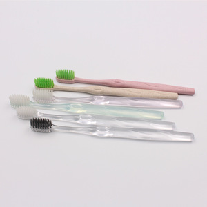 Brosse à dents blanchissante personnalisée à tête petite et poils souples pour adulte MC910 - Product Image 5