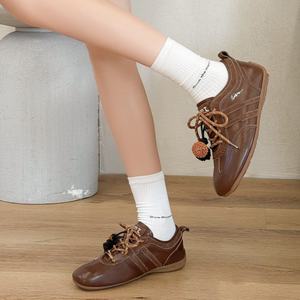 Zapatillas de Diseño con Correa Estilo París <span class=keywords><strong>para</strong></span> <span class=keywords><strong>Mujer</strong></span> en Oferta, Zapatillas de <span class=keywords><strong>Tenis</strong></span> <span class=keywords><strong>para</strong></span> Hombre, Zapatillas Deportivas, Pantuflas Deportivas - Product Image 3