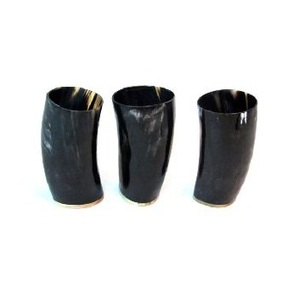 Tamaño de Grado Superior Artículos para bebidas para el hogar Vidrio líquido de buey real con cuerno de búfalo pulido Taza de agua de vidrio de cuerno decorativo - Product Image 2