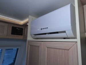 Mini <span class=keywords><strong>caravane</strong></span> XiShunLong-640 |   AL-KO Anti-Sway, cadre en aluminium importé moderne, capacité de couchage pour 4 personnes - Product Image 5