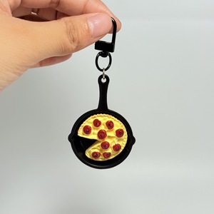 CHENXI Porte-clés amusant en résine, pendentif unique en forme d'œuf poché, de poêle à pizza ou de plat de cuisine, cadeau pour femme - Product Image 2
