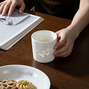 Taza de Porcelana Estilo Chino ESTICK, Esmaltada, Ecológica, Tallada a Mano, Semielaborada, Hecha en Shandong, Atemporal - Product Image 2