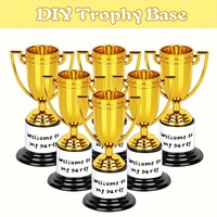 Fabricants en gros de trophées en plastique pour enfants, petits trophées dorés pour les fêtes de maternelle, récompenses pour enfants, mini accessoires personnalisés