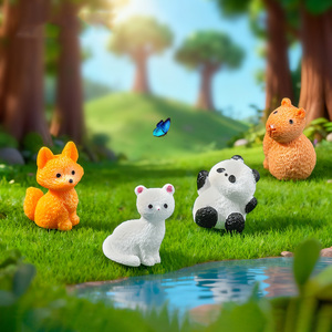 Adorables figurines miniatures en résine de renard, chat, panda, capybara pour micro-paysages, jardins féériques, décorations de gâteaux - Product Image 3