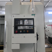 Tour CNC horizontal CK6180 en stock usine, déplacement de 1500 mm, guides larges et rigides, équipement d'usinage CNC de précision pour arbres