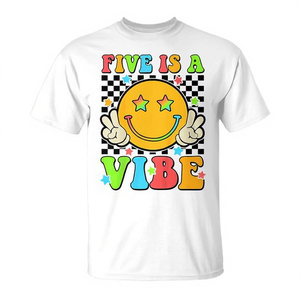 T-shirt per bambini Five Is A Vibe per il 5° compleanno, unisex, a maniche corte, girocollo, con stampa digitale, per feste - Product Image 2