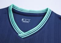 Ensemble d'uniformes de football personnalisés vert menthe et noir rayé avec maillot, short et chaussettes – Kit de football sur mesure en gros