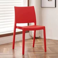 Fauteuil en plastique italien contemporain, style de loisirs portable, chaise de salle à manger en plastique robuste pour balcon et terrasse