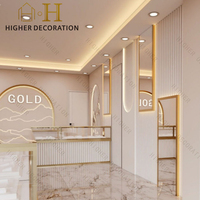 Comptoir de présentation de bijoux en acier inoxydable doré, vitrine à bijoux en verre sur mesure avec éclairage LED