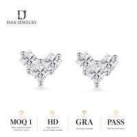 Boucles d'oreilles clous en argent sterling 925 avec moissanite taille princesse 2 mm certifiée GRA D VVS, motif chevron en grappe, fournisseur de bijoux en gros