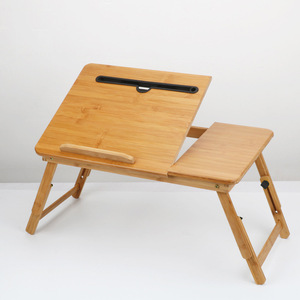 Table pliante pour ordinateur portable Samexi en bambou, support trépied avec pieds réglables, design pliable pour ordinateurs portables - Product Image 3