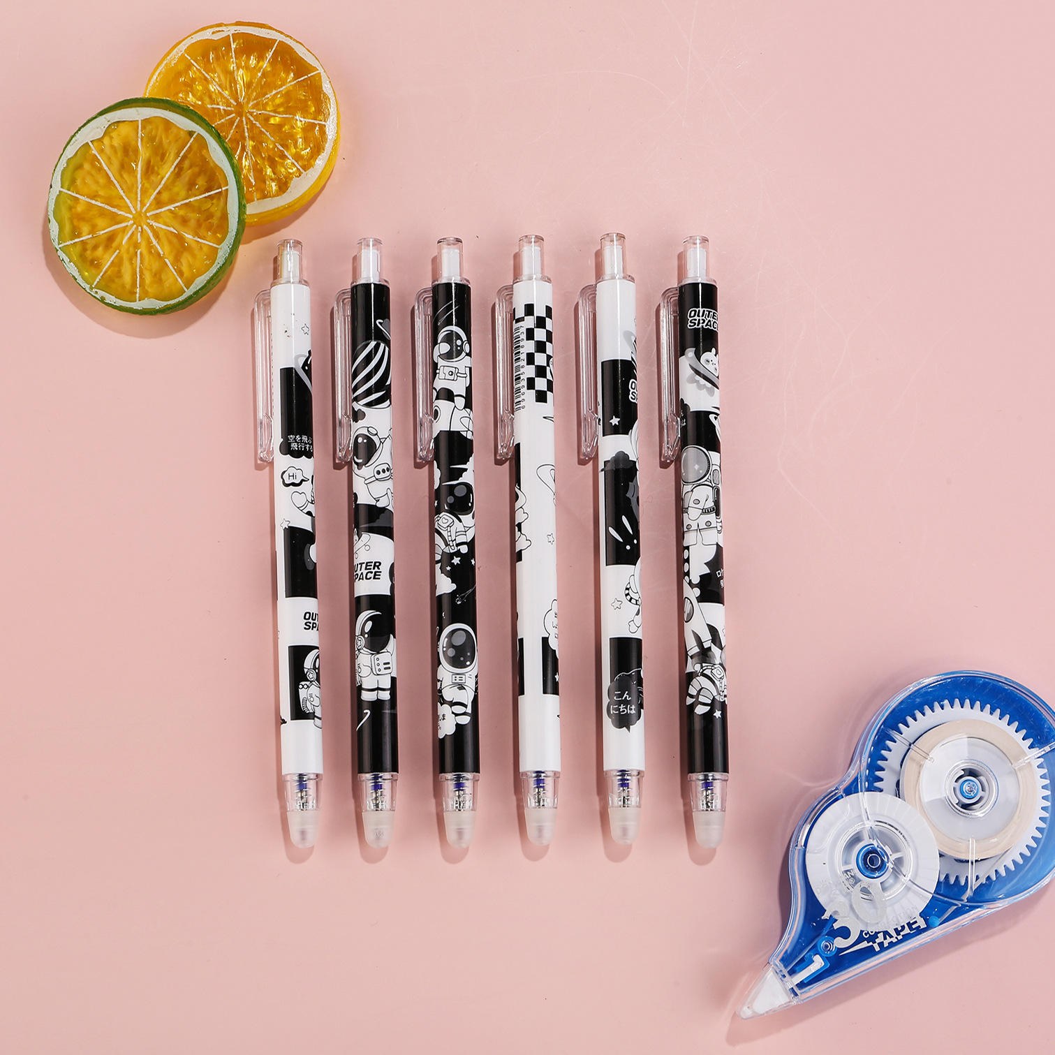 Style de l'espace noir et blanc