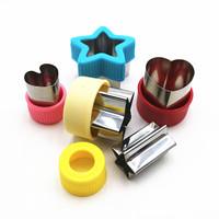 Emporte-pièces et emporte-pièces à sandwich en forme de cœur et d'étoile en métal pour enfants, mini moules à pâtisserie pour biscuits