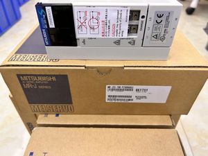ไดรเวอร์รุ่น MR-J2S-70B-PZ009U653 รับประกันทั้งชุดเป็นเวลาหนึ่งปี MR-J2S-20A MR-J2S-20B - Product Image 6