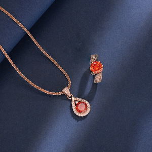 Nouvel ensemble de bijoux en or champagne avec zircon <span class=keywords><strong>rouge</strong></span> <span class=keywords><strong>grenat</strong></span> de 3 carats, pendentif en pierres précieuses, collier et bague de luxe léger haut de gamme pour femme - Product Image 1
