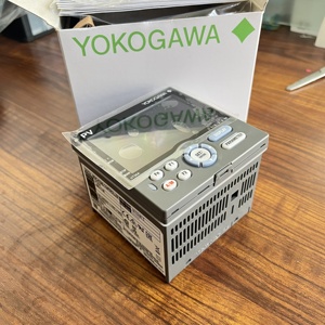 Contrôleur de température numérique Yokogawa d'origine UT35A 000-11-00 en stock - Product Image 5