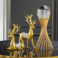 AHMH Luxury Gold Deer Home Decor Show Pieces Décoration intérieure Table nordique moderne Salon Accessoires dorés pour la maison