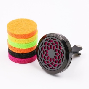 Diffuseur d'huiles essentielles pour voiture 2025 30 mm, en acier inoxydable, avec clip de ventilation, 5 coussinets en feutre, accessoires de voiture - Product Image 2